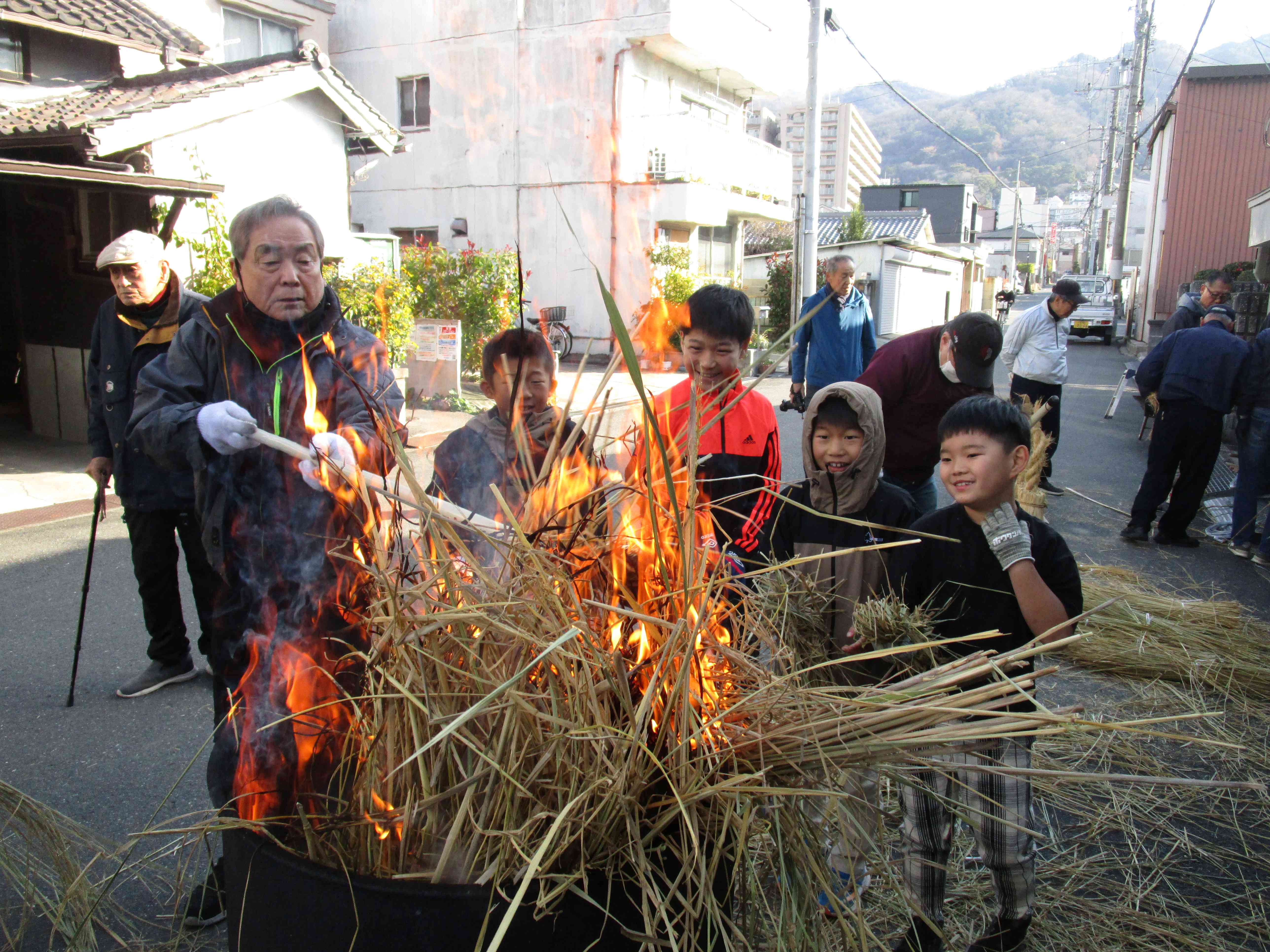 �����̗l�q